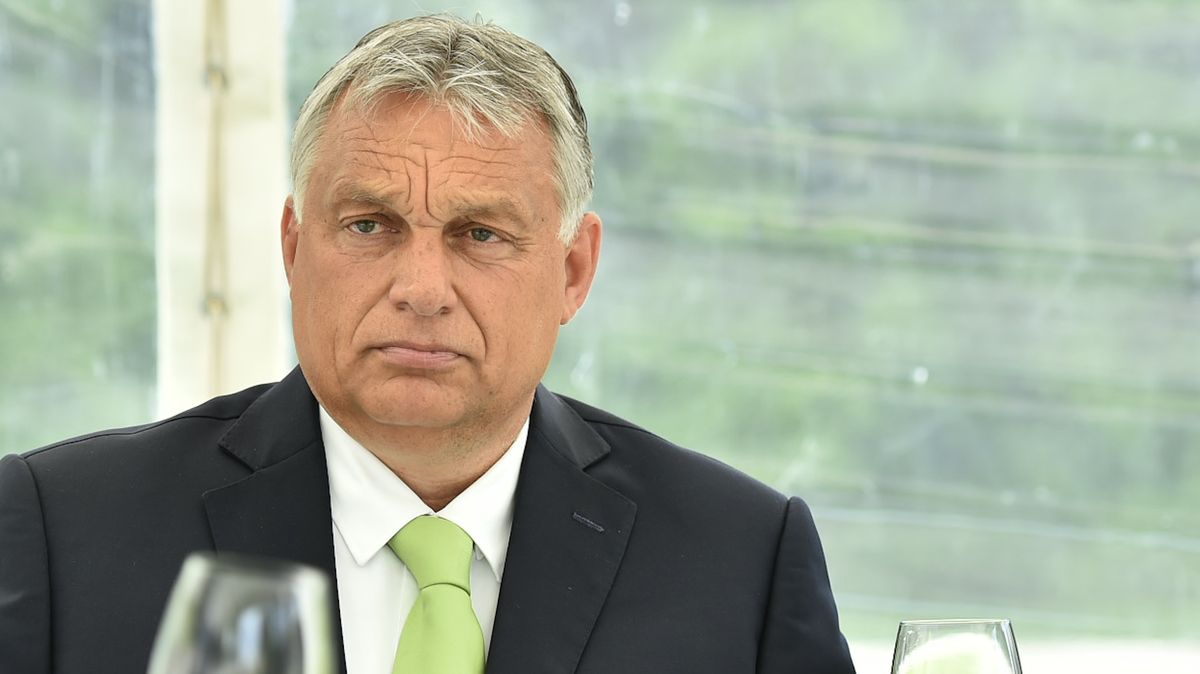 Orbán za zavřenými dveřmi: Válka na Ukrajině mohla být lokální věc